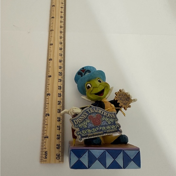 NIB Disney Traditions Jim Shore Jiminy Cricket Figurine Official Conscience 1897 - Picture 13 of 14